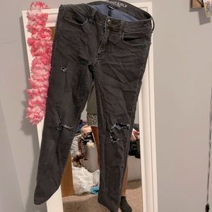 Black ripped American Eagle skinny jeans